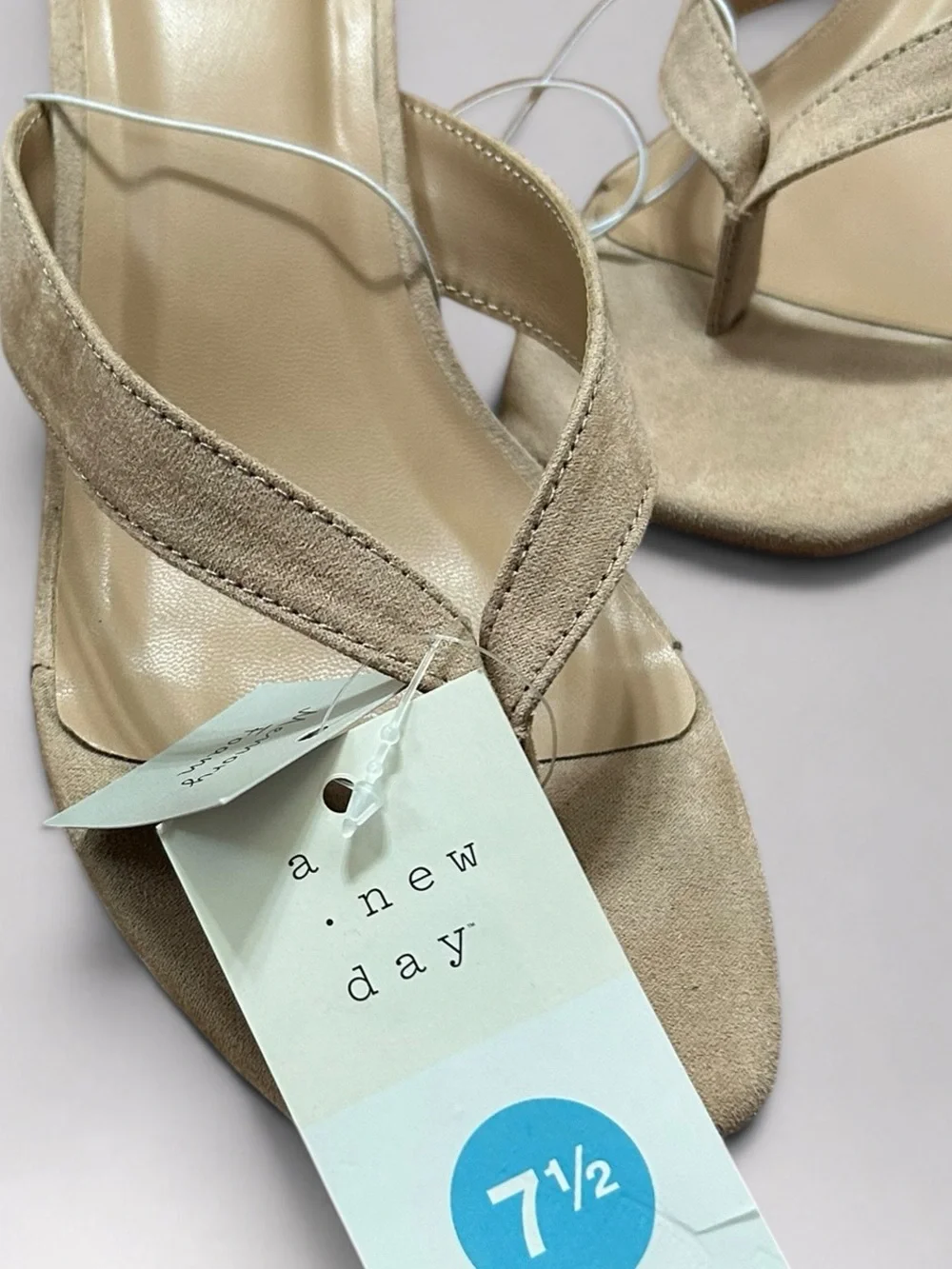 A New Day Nude Faux Suede Thong Kitten Heel Sandals Size 7.5